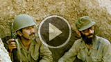 نماز امام خامنه ای در جبهه