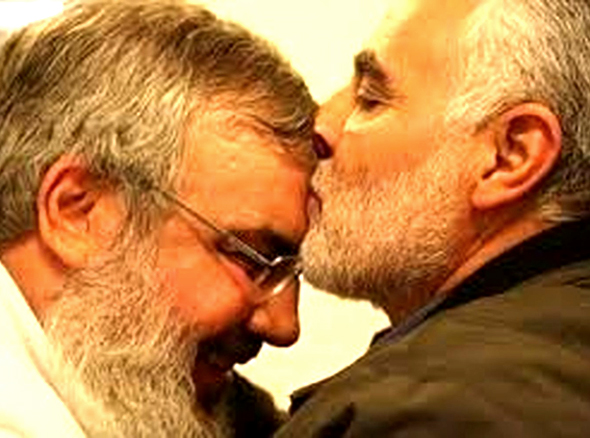 عکس بوسه شهید سلیمانی بر پیشانی شهید سید حسن نصرالله
